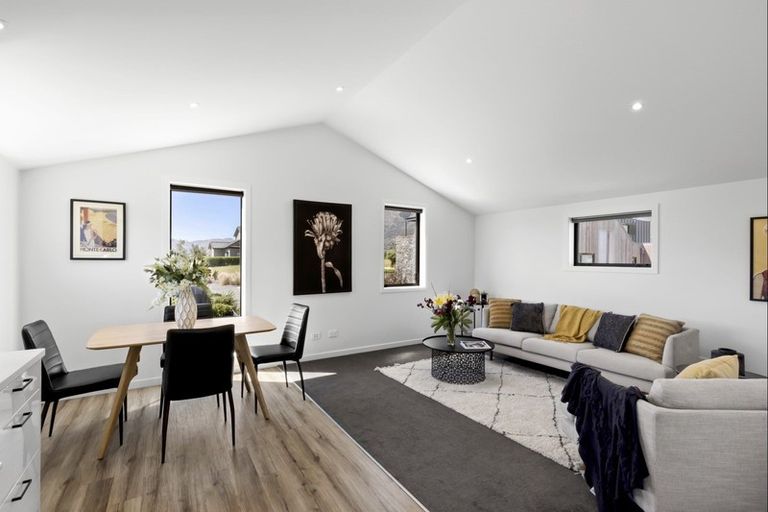 Photo of property in 3 Kintyre Court, Jacks Point, Queenstown, 9371