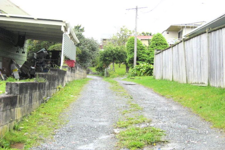 Photo of property in 11 Raewyn Street, Morningside, Whangarei, 0110