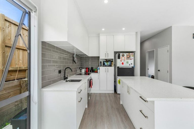 Photo of property in 20 Rongomai Street, Helensville, 0800