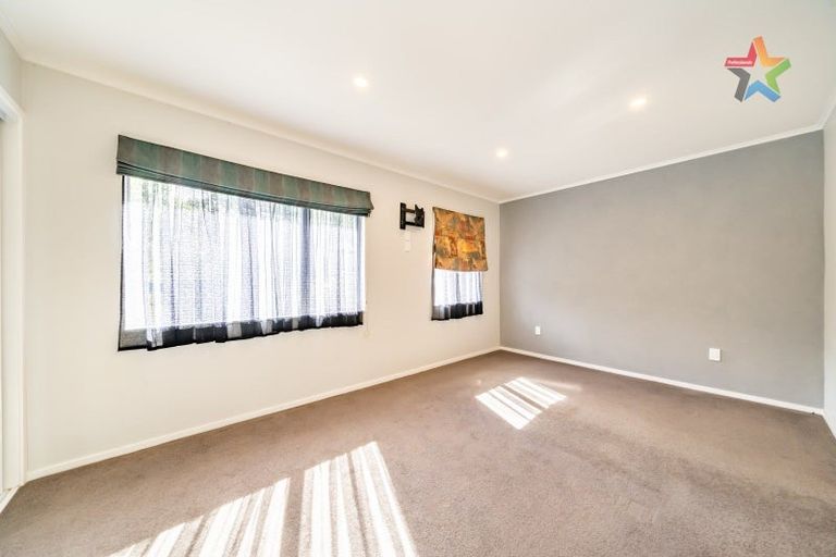 Photo of property in 2/32 Hair Street, Wainuiomata, Lower Hutt, 5014