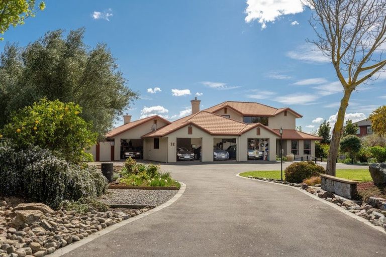 Photo of property in 32 Bradleigh Park, Fairhall, Blenheim, 7272