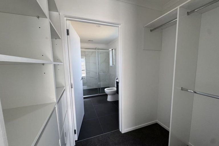 Photo of property in 10 Enchantment Lane, Karaka, Papakura, 2113