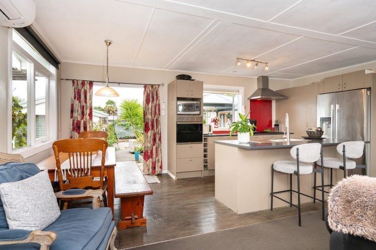Photo of property in 34 Elliott Crescent, Havelock North, 4130