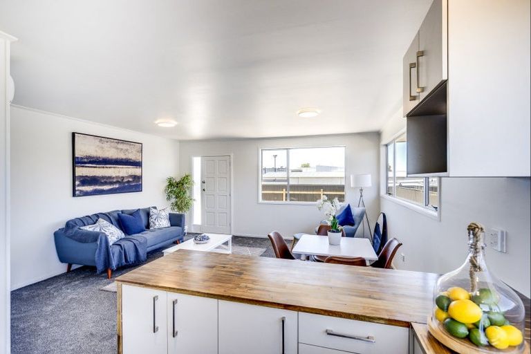 Photo of property in 113a Stortford Street, Saint Leonards, Hastings, 4120