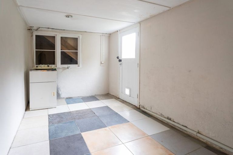 Photo of property in 1 Rimu Street, Tawa, Wellington, 5028