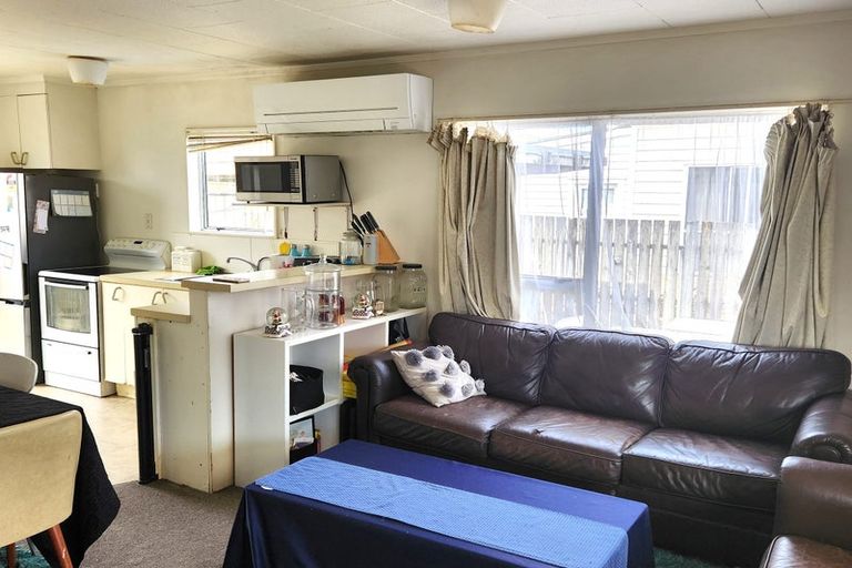 Photo of property in 5/8 Onslow Road, Papakura, 2110
