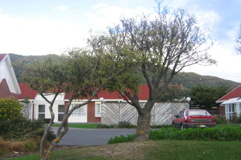 Photo of property in 4/62- 64 Waiwhetu Road, Waiwhetu, Lower Hutt, 5010