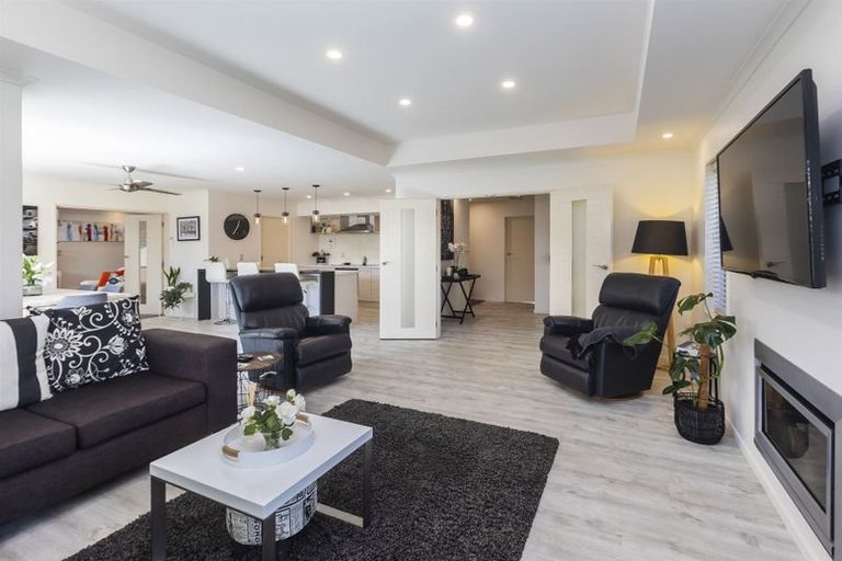 Photo of property in 43 Applefield Court, Northwood, Christchurch, 8051