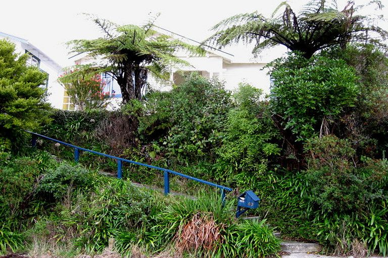 Photo of property in 83 Standen Street, Karori, Wellington, 6012