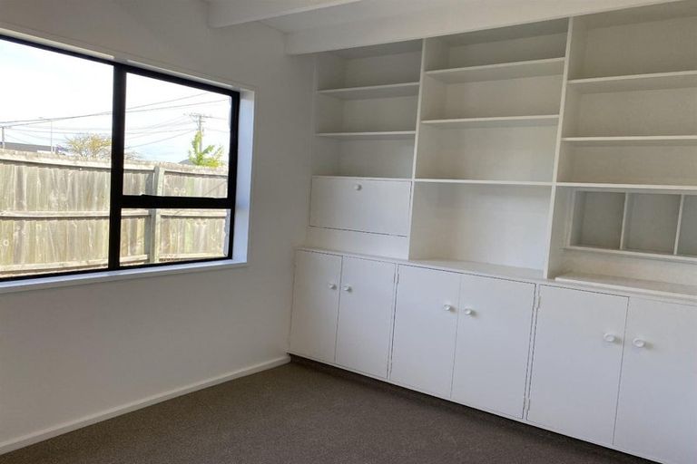 Photo of property in 8 Brixton Street, Islington, Christchurch, 8042