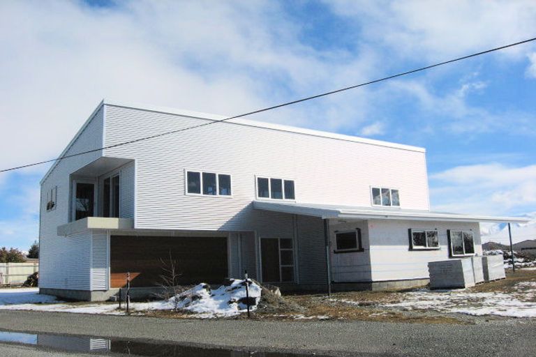Photo of property in 63 Rata Road, Twizel, 7901