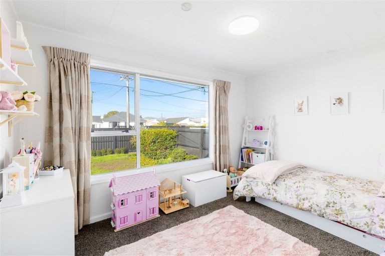 Photo of property in 289 Westminster Street, Mairehau, Christchurch, 8013