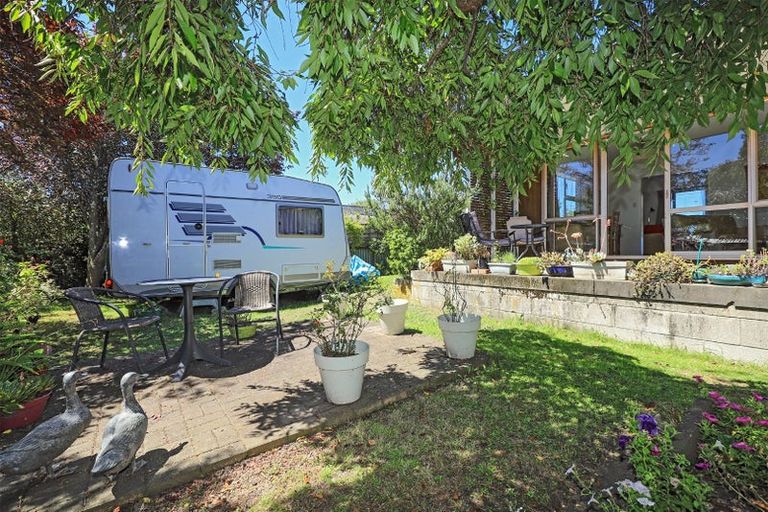 Photo of property in 52b Middle Road, Havelock North, 4130