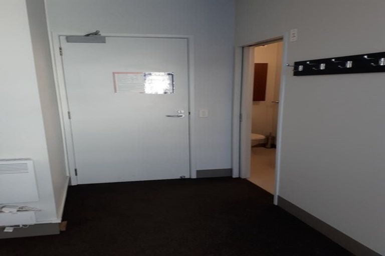 Photo of property in Urbane Apartments, 9/29 Webb Street, Mount Cook, Wellington, 6011