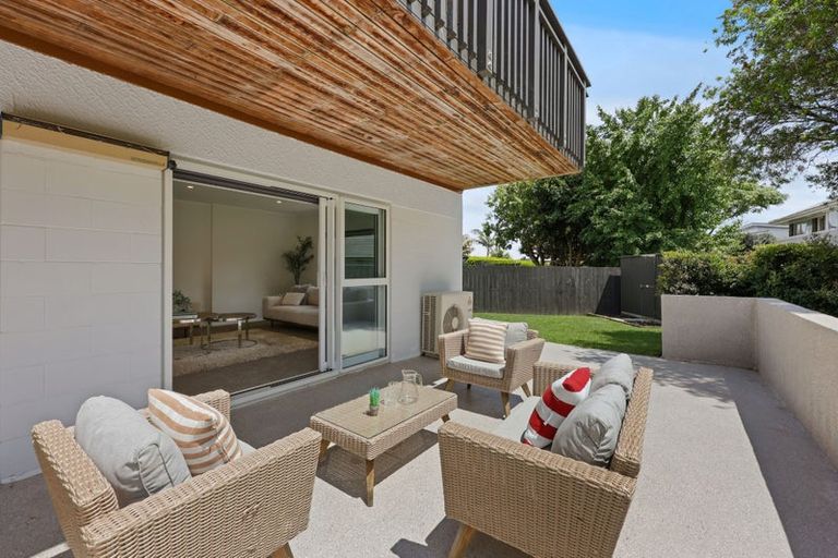 Photo of property in 16 Andrea Place, Sunnyhills, Auckland, 2010