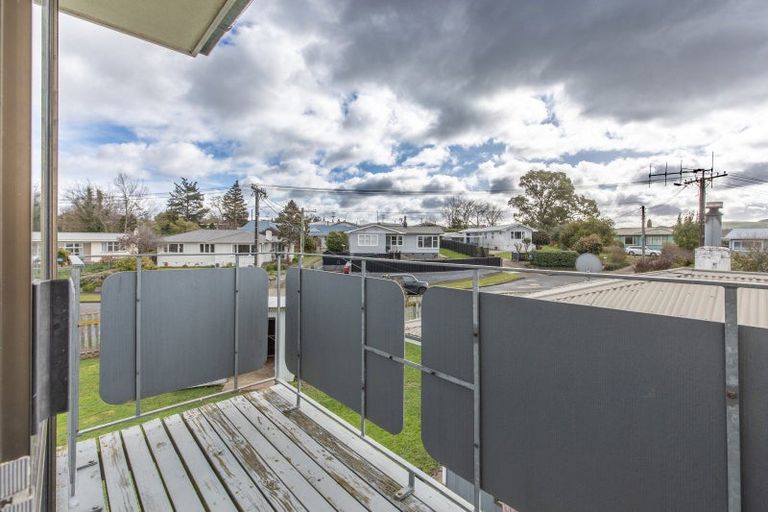 Photo of property in 1 Jull Crescent, Waipukurau, 4200
