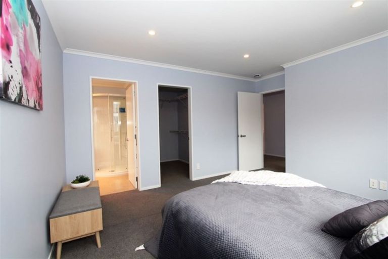 Photo of property in 5 Prestwich Rise, Churton Park, Wellington, 6037