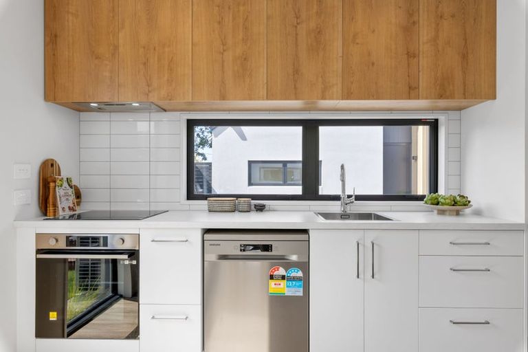 Photo of property in 15 Cameron Street, Sydenham, Christchurch, 8023