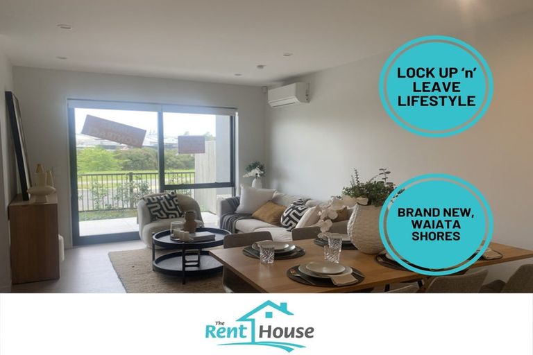 Photo of property in 2/18 Paraone Crescent, Takanini, 2112