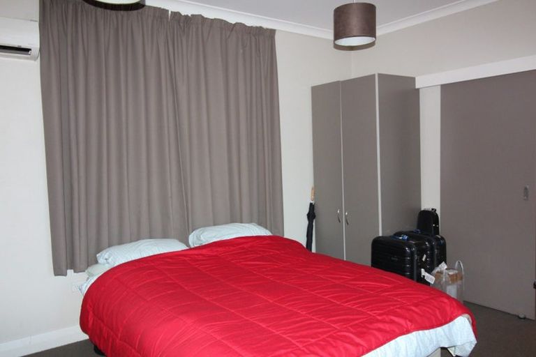 Photo of property in 2 Elder Street, North Dunedin, Dunedin, 9016