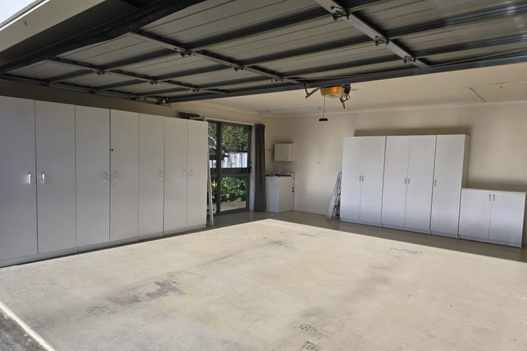 Photo of property in 31 Ambury Road, Mangere Bridge, Auckland, 2022