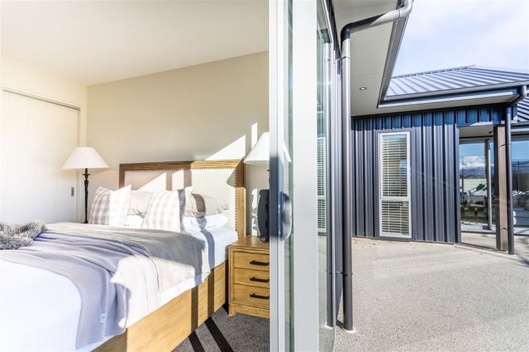 Photo of property in 49 Mount Linton Avenue, Wanaka, 9305