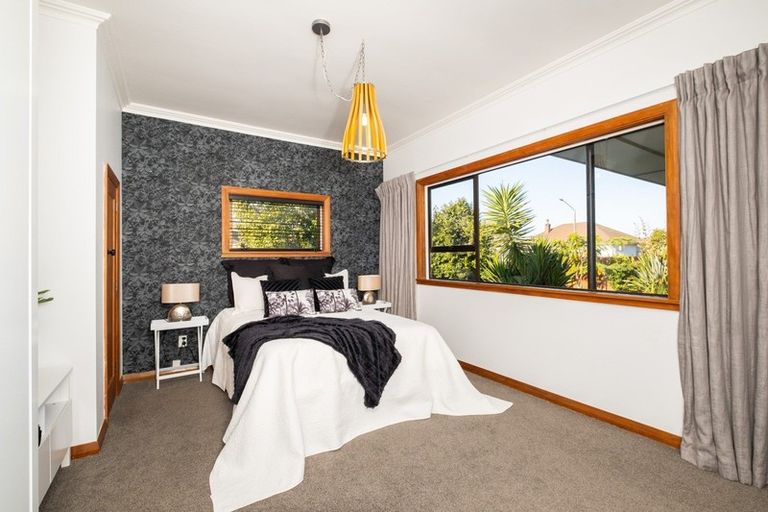 Photo of property in 7 Anzac Avenue, Onekawa, Napier, 4110