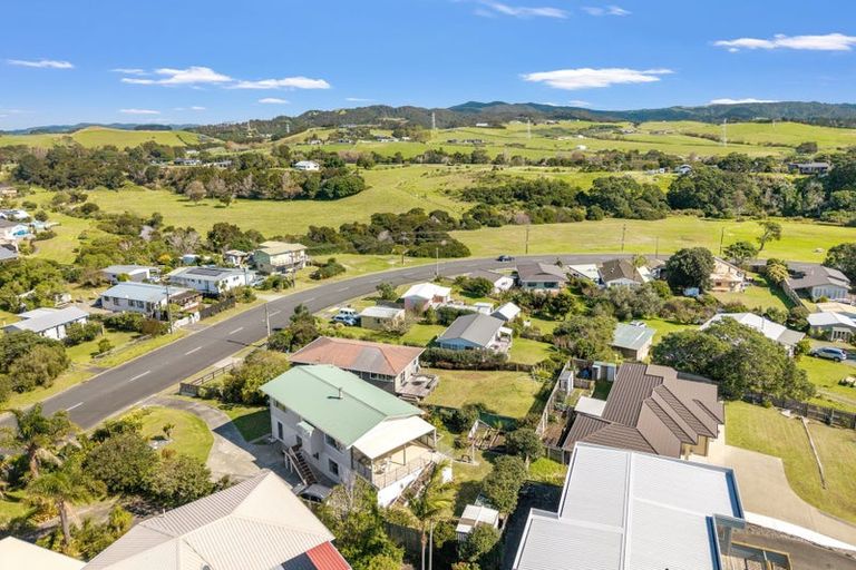 Photo of property in 59 Ruakaka Beach Road, Ruakaka, 0116