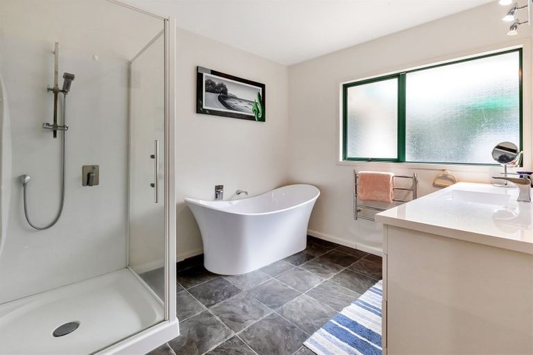 Photo of property in 94 Cemetery Road, Maunu, Whangarei, 0179