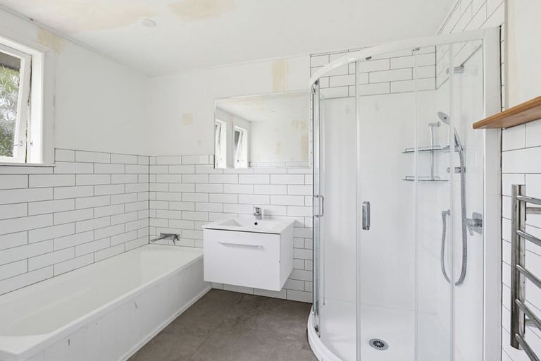 Photo of property in 54 Kuku Beach Road, Kuku, Levin, 5570