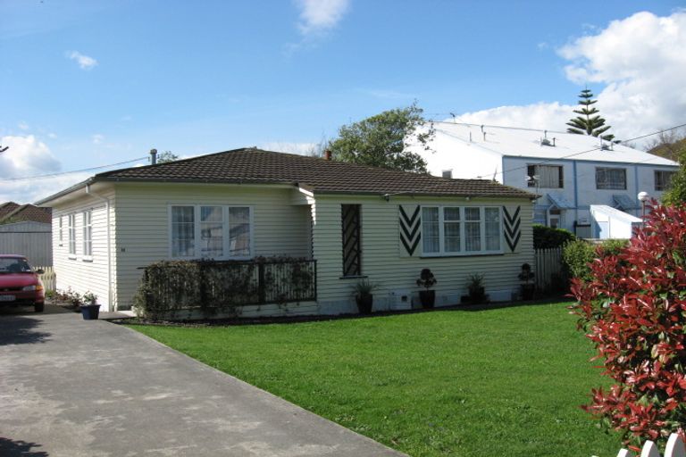 Photo of property in 11 Russell Street, Waterloo, Lower Hutt, 5011