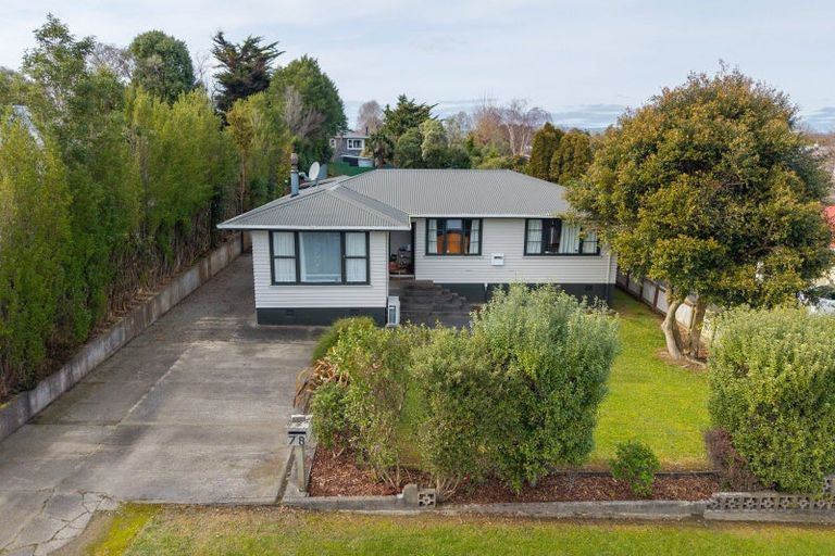 Photo of property in 78 Mclean Street, Woodville, 4920
