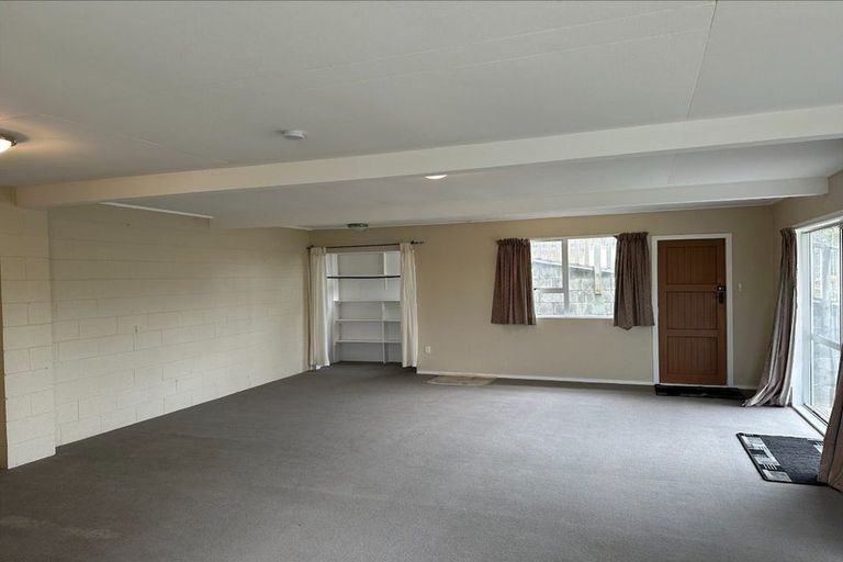 Photo of property in 37 Koromiko Street, Otaki Beach, Otaki, 5512