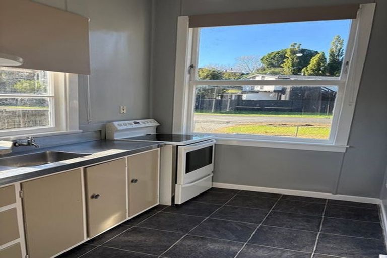 Photo of property in 21 Montrose Street, Kaiti, Gisborne, 4010