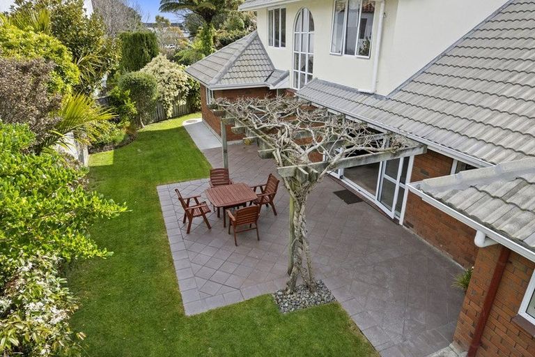 Photo of property in 2 Bloomfield Terrace, Hutt Central, Lower Hutt, 5010