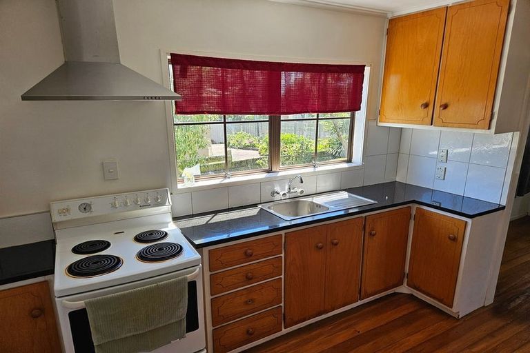 Photo of property in 57 Gills Road, Bucklands Beach, Auckland, 2014