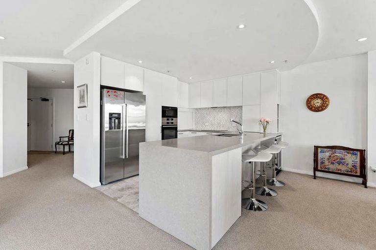 Photo of property in 43 Waterside Crescent, Gulf Harbour, Whangaparaoa, 0930