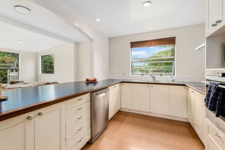 Photo of property in 18 Little Oak Common, Wanaka, 9305