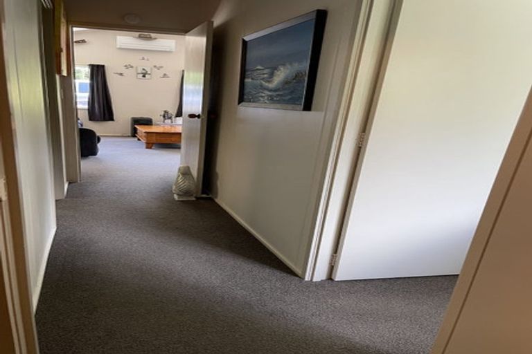 Photo of property in 54 Powells Road, Cable Bay, 0420