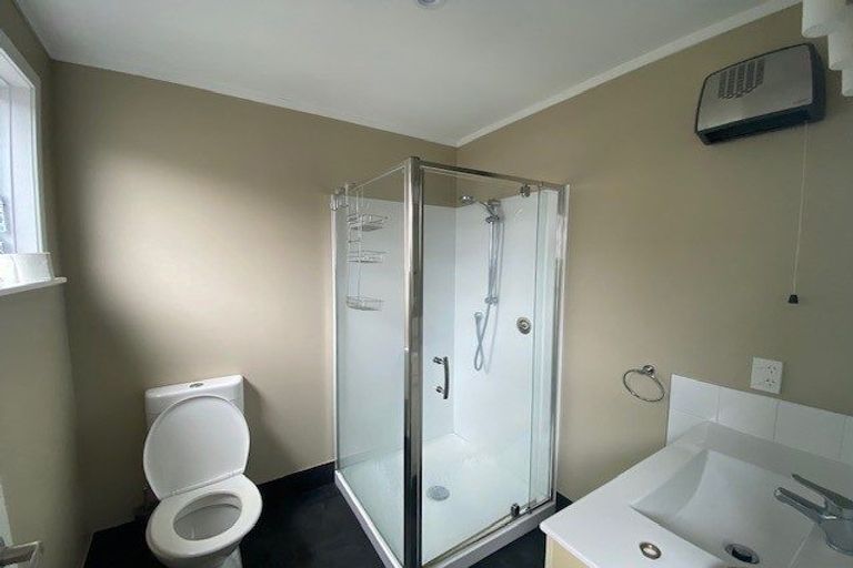 Photo of property in 14 Yale Road, Mount Cook, Wellington, 6021