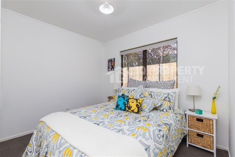 Photo of property in 2/26a Claude Avenue, Papatoetoe, Auckland, 2025