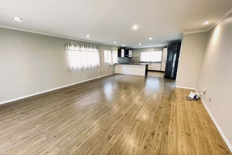 Photo of property in 74 Clover Drive, Henderson, Auckland, 0610