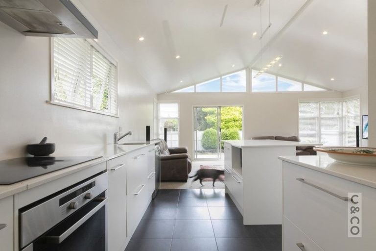 Photo of property in 12 Maude Street, Riverhead, 0820