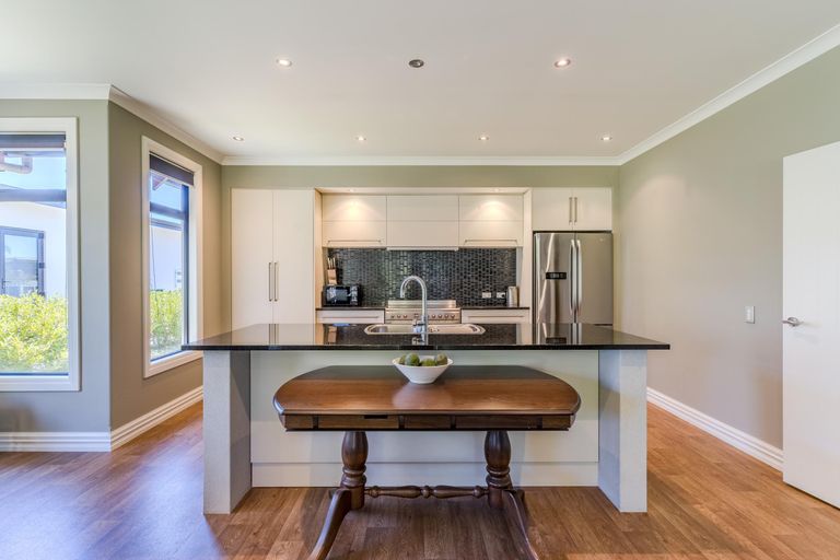 Photo of property in 44 Rhoboro Road, Twizel, 7901