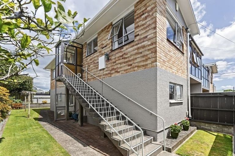 Photo of property in 34 Ngaio Street, Strandon, New Plymouth, 4312