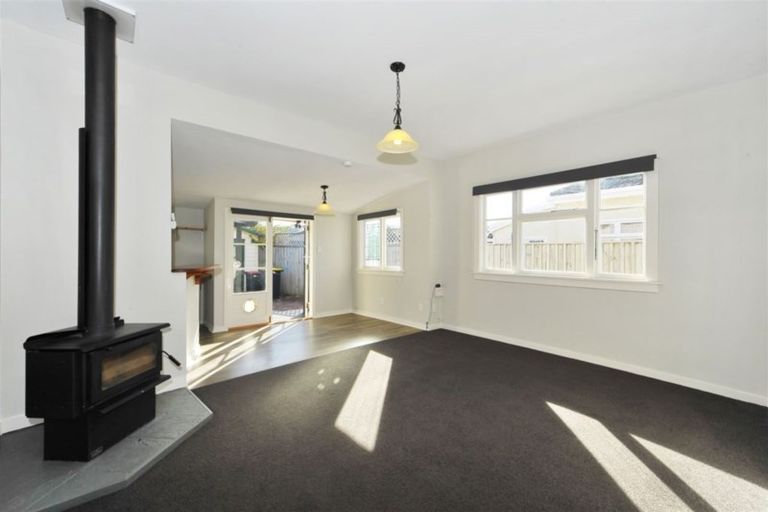 Photo of property in 12 Manning Place, Woolston, Christchurch, 8023