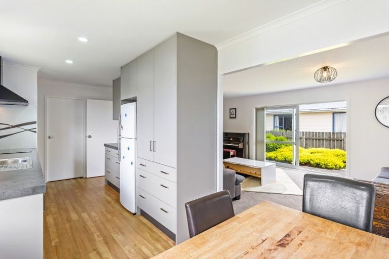 Photo of property in 6b Sharda Grove, Paraparaumu Beach, Paraparaumu, 5032