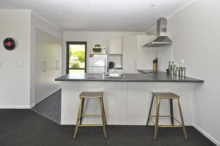 Photo of property in 76 Daniel Parade, Mangawhai, Wellsford, 0975