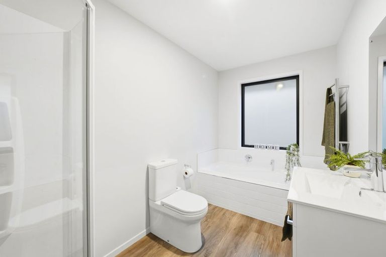 Photo of property in 2 Earl Way, Amberley, 7410