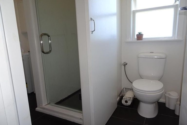 Photo of property in 9a Cornwall Road, Taradale, Napier, 4112